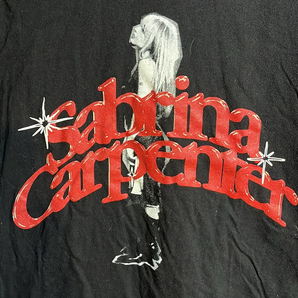 Sabrina Carpenter t shirt - Picture 2 of 5